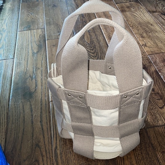 STUDIO CLIP Hand Bag - Picture 2 of 6